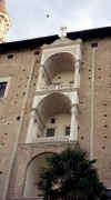 Urbino_2.jpg (47176 bytes)